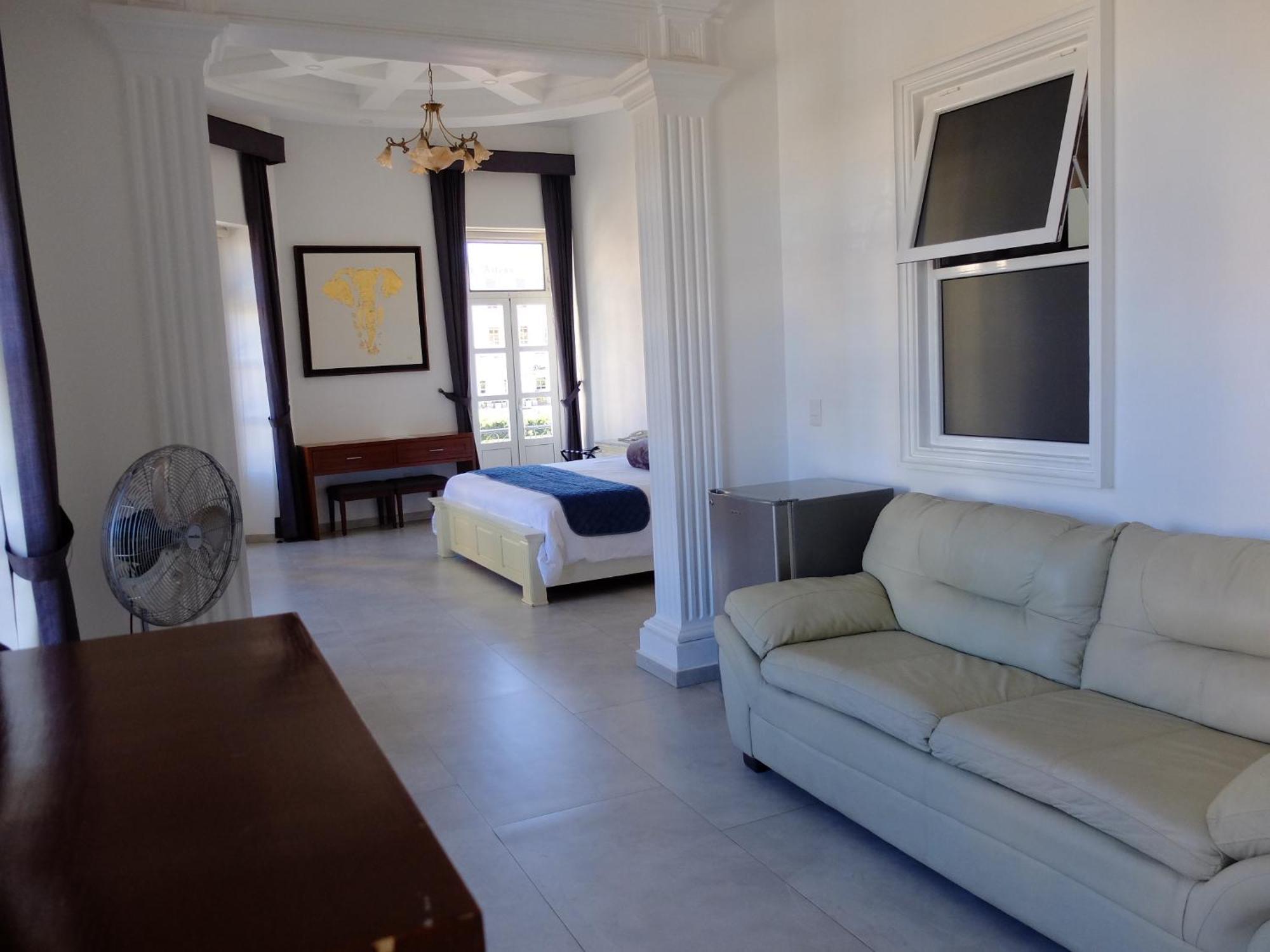 Hotel Estancia Real Tepatitlán de Morelos Kültér fotó
