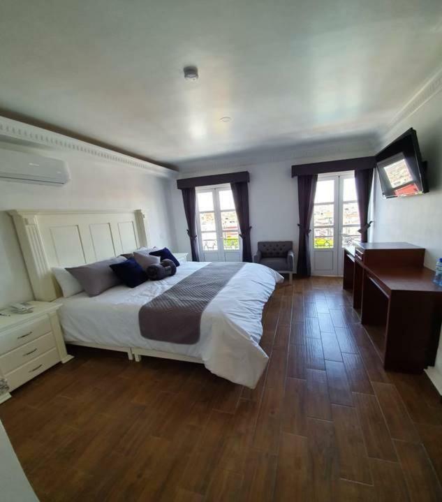 Hotel Estancia Real Tepatitlán de Morelos Kültér fotó