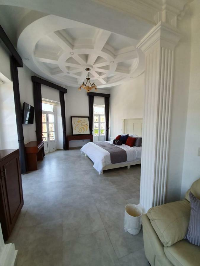 Hotel Estancia Real Tepatitlán de Morelos Kültér fotó