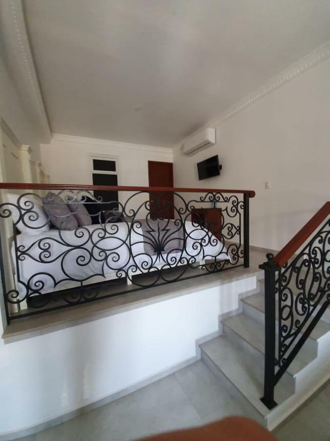 Hotel Estancia Real Tepatitlán de Morelos Kültér fotó